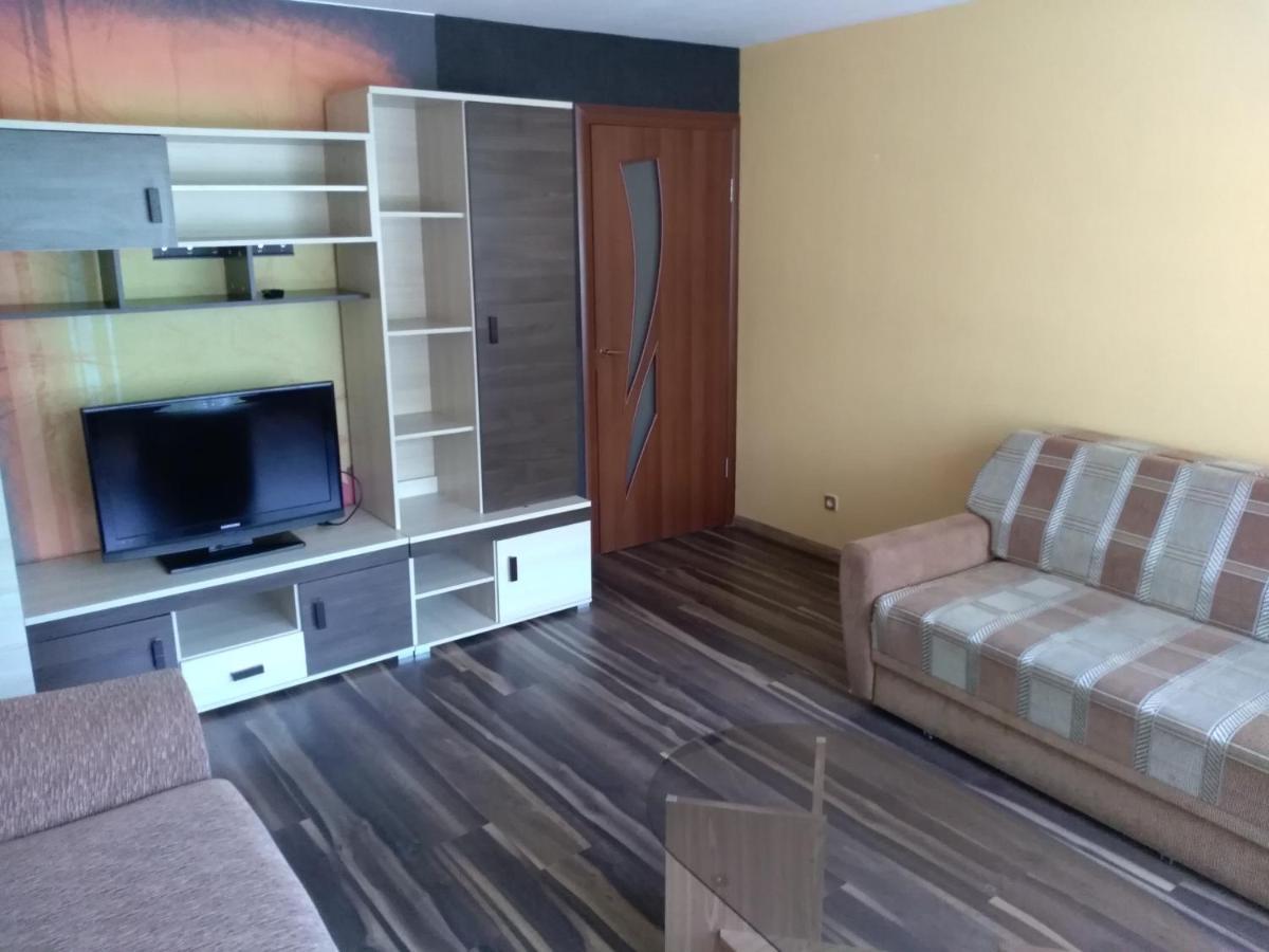 Brivibas 25 Apartamenti Ventspils Exteriör bild